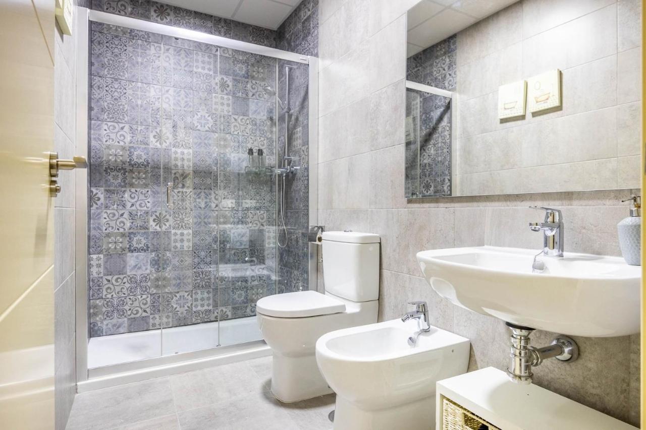 Apartamento Hercules - Vacacional Sevilla Екстериор снимка