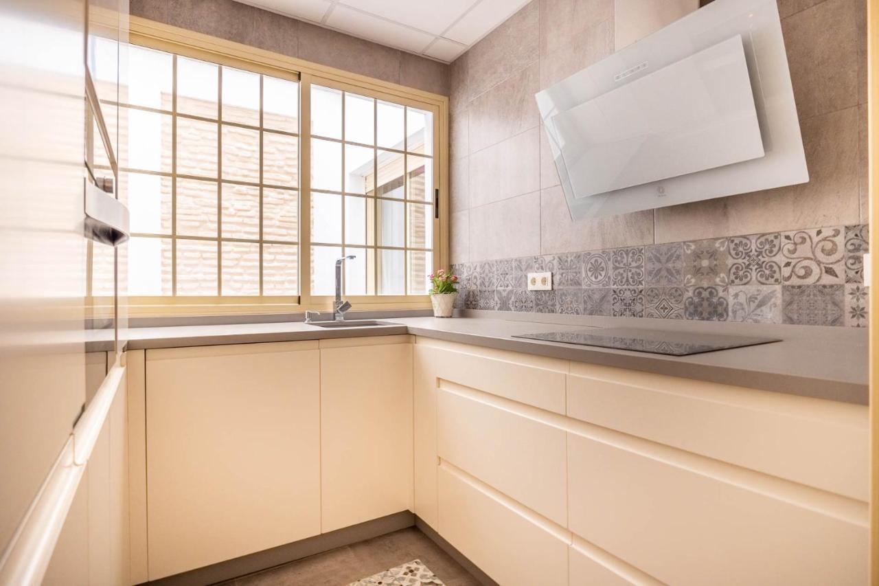 Apartamento Hercules - Vacacional Sevilla Екстериор снимка